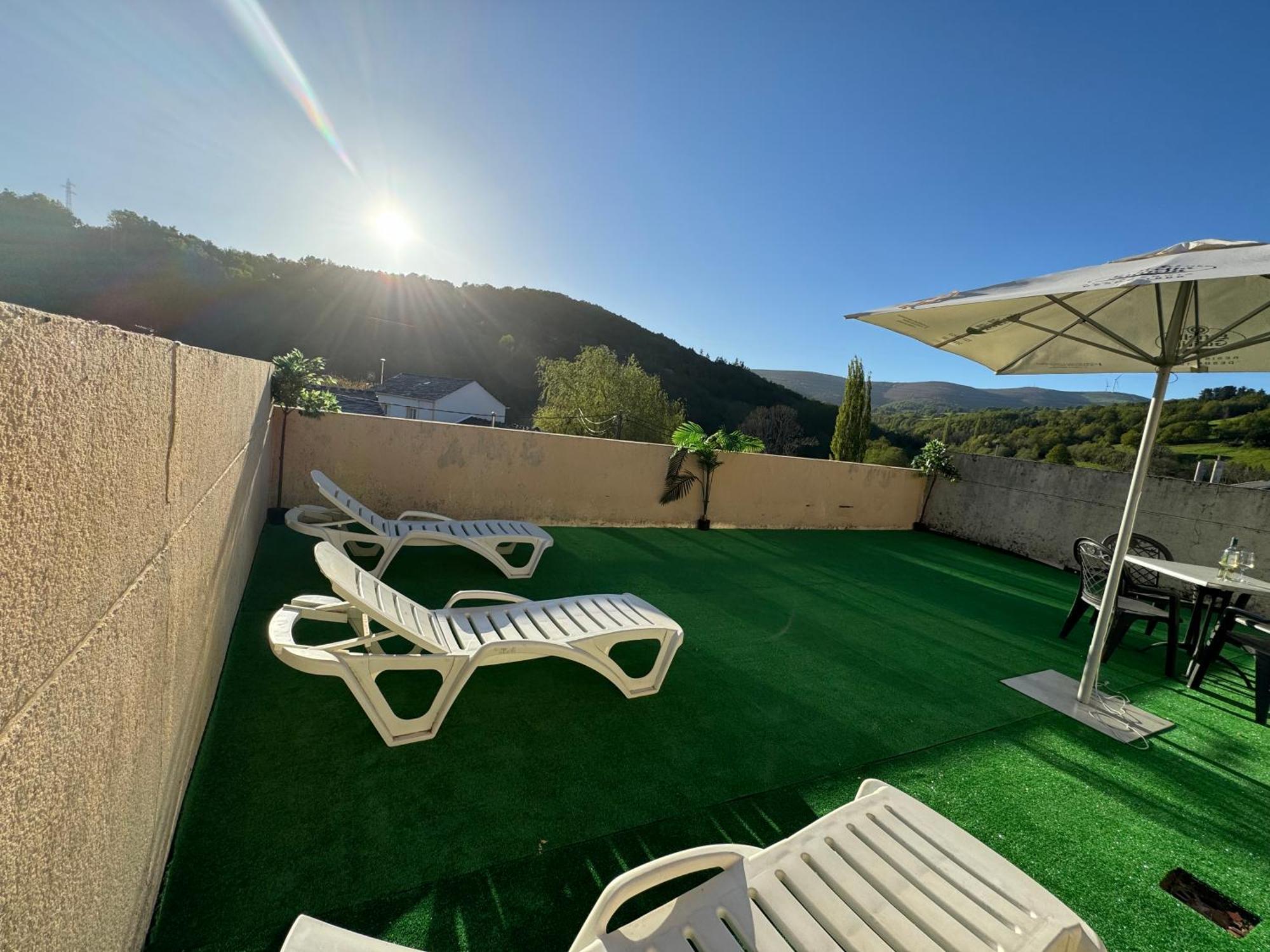 Triacastela Sunset Terrace Apartment Ngoại thất bức ảnh