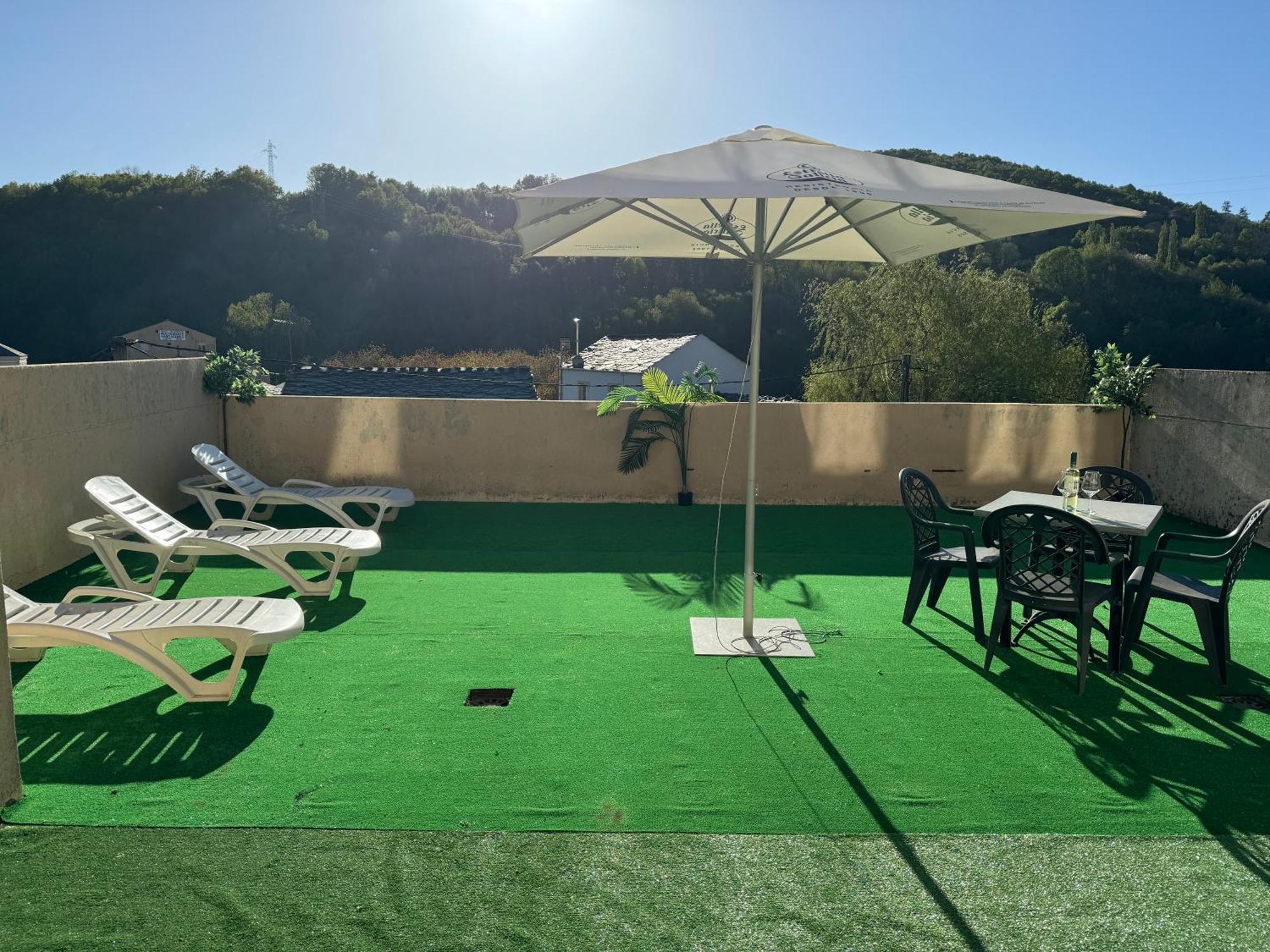 Triacastela Sunset Terrace Apartment Ngoại thất bức ảnh